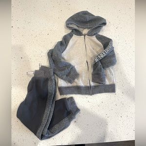 Girls 3T Calvin Klein sweatsuit